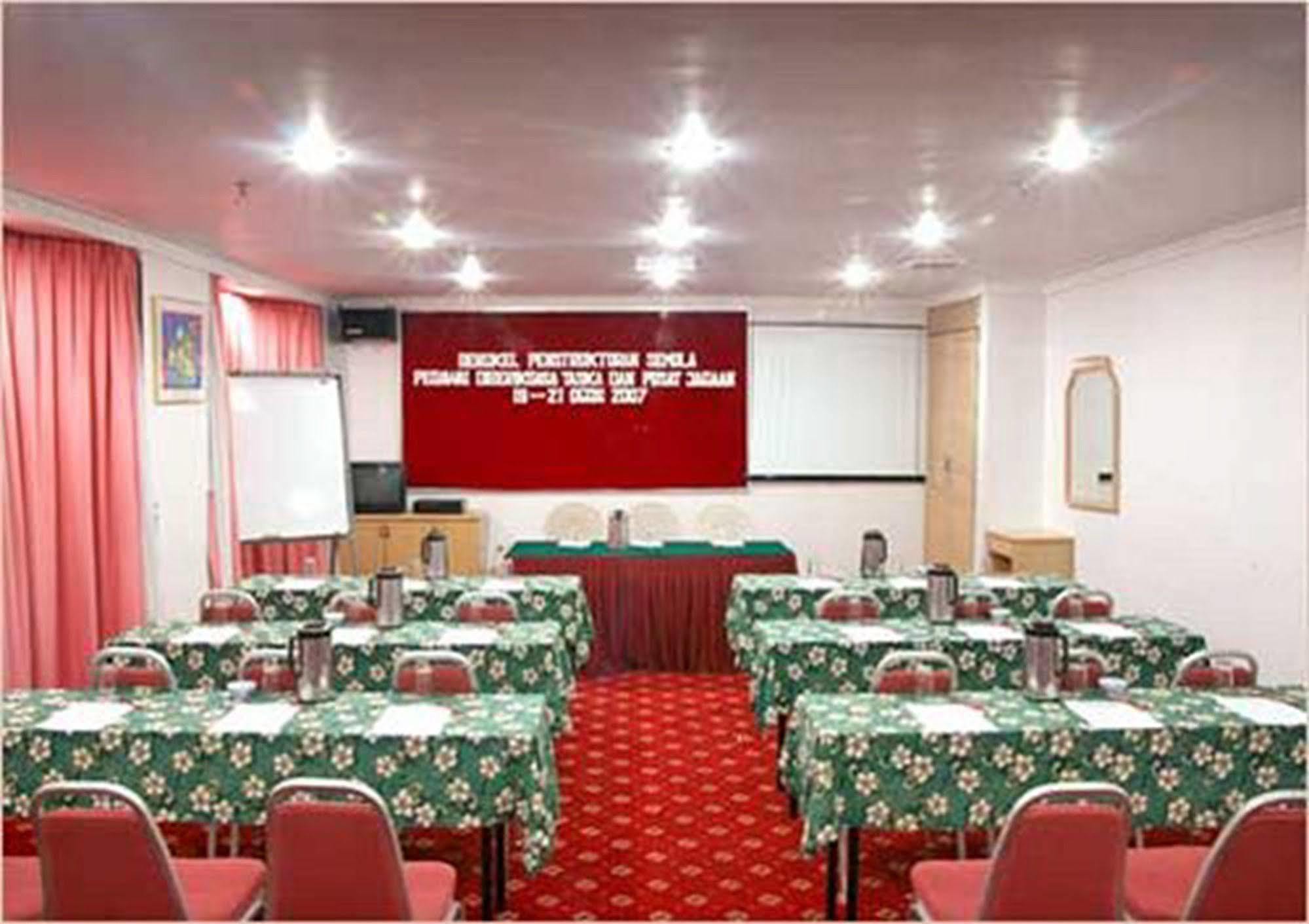 Hotel Rosa Passadena Cameron Highlands Exterior photo